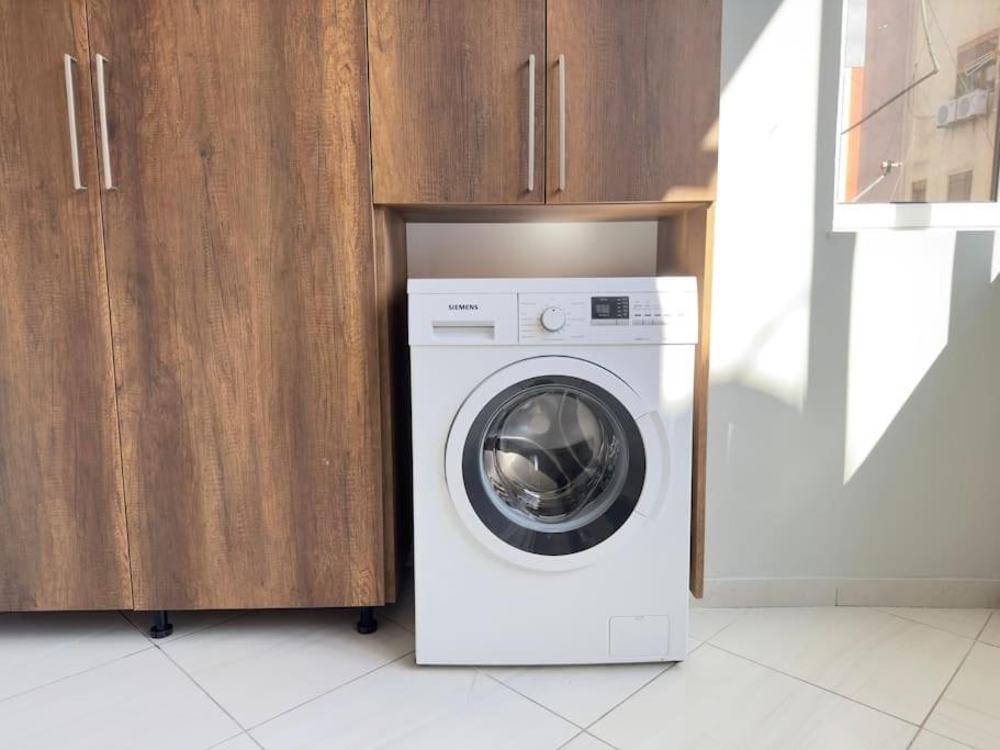 Modern Meets Comfort 2 Bedroom In Bllok Apartment Tirana