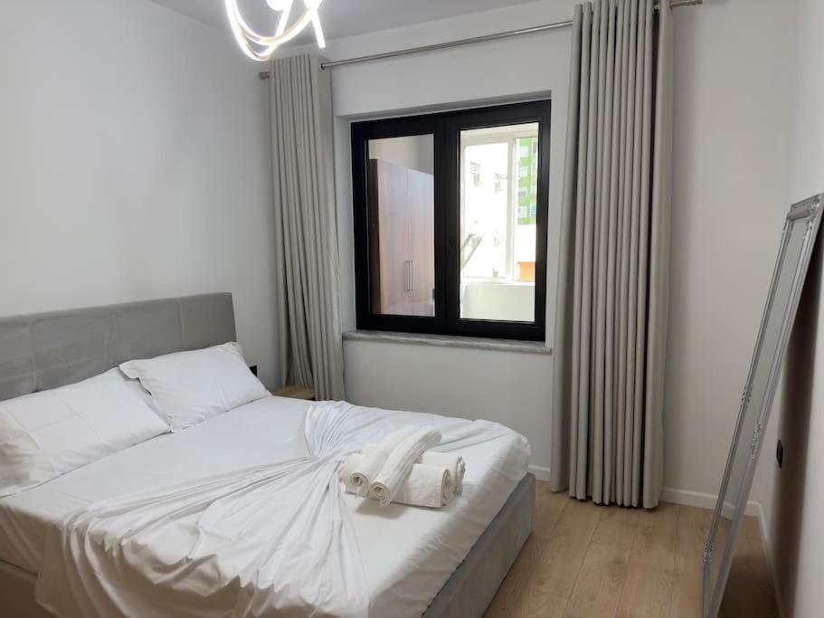 Modern Meets Comfort 2 Bedroom In Bllok